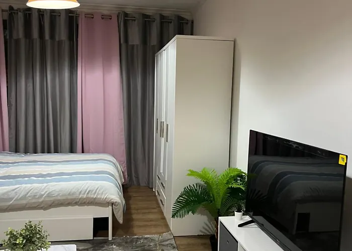 Spacious Room Near The Center