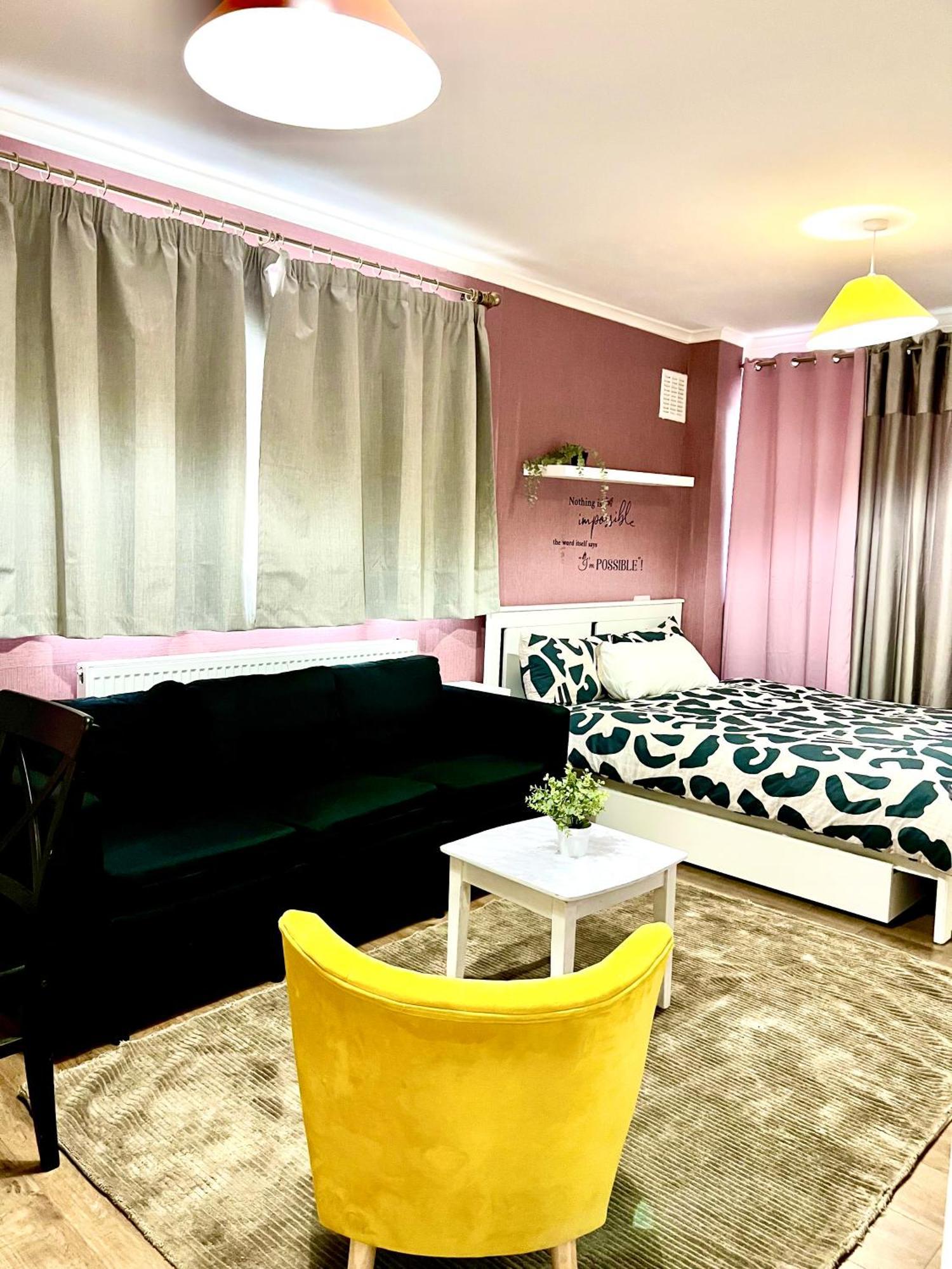 Spacious Near The Center London